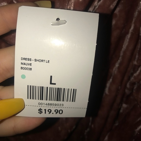 Forever 21 pink velvet dress - Picture 2 of 7